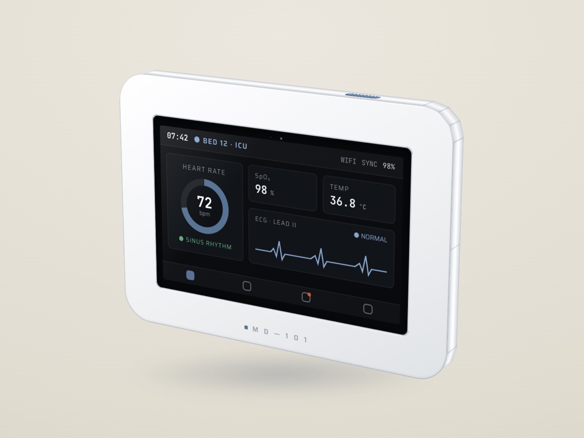 MT-101 panel PC, three-quarter view